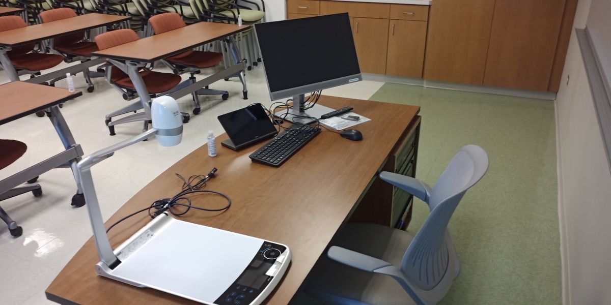 a view of the instructor station in apc-158