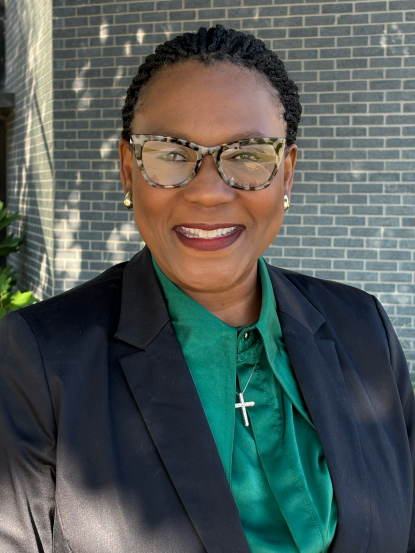 Dr. Rosianna Gray portrait 